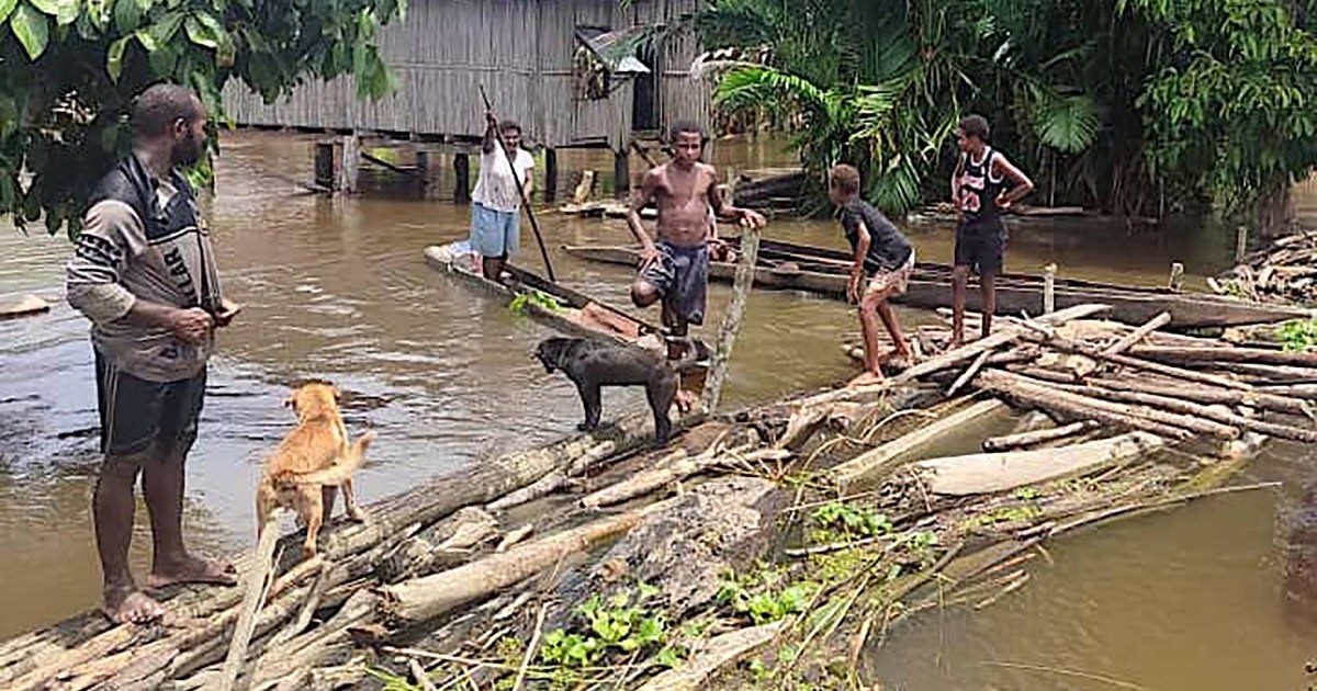 Several Dead, 1,000 Homes Destroyed in Papua New Guinea Earthquake