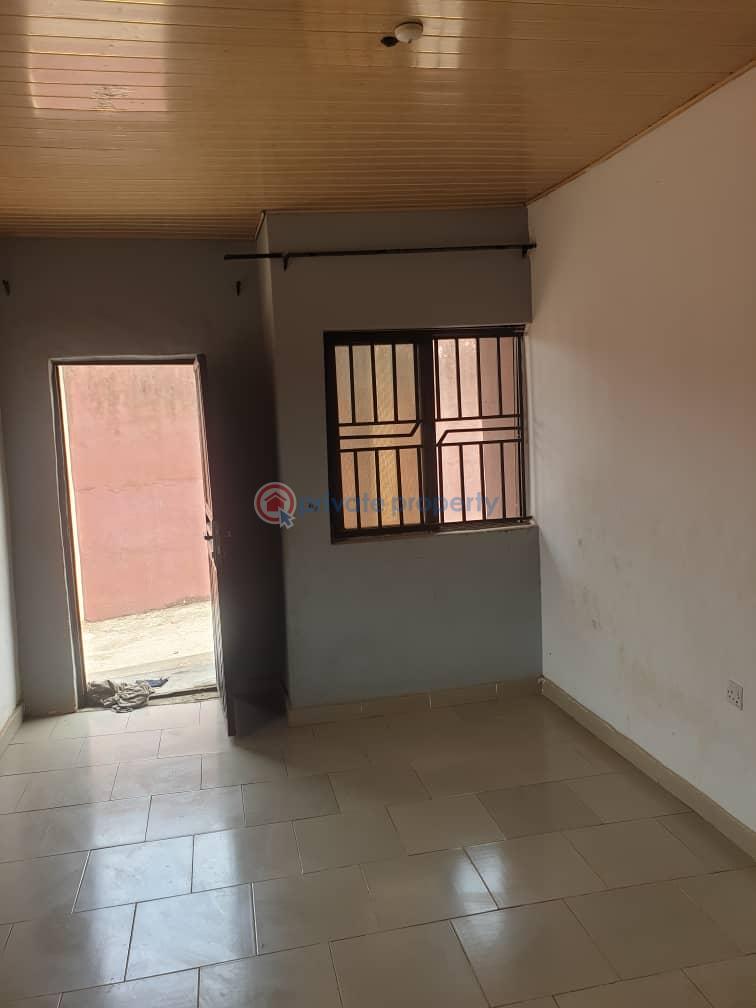 For rent: 1 bedroom Mini Flat Ajibode, Ui Area, Ibadan Ibadan Polytechnic/University of Ibadan Oyo (PID: 7PBMBU)