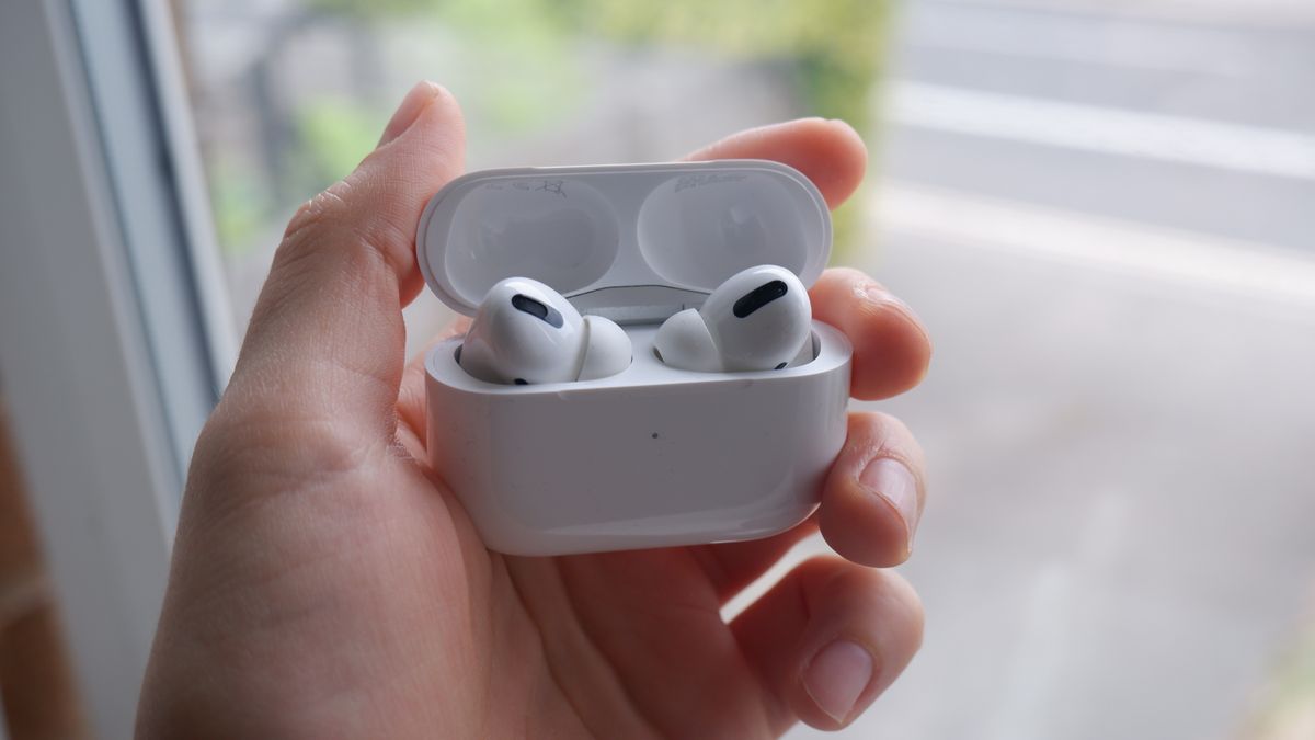 AirPods Pro Could Double As Hearing Aids After This Rumored iOS 18 Update