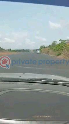 For sale: Commercial Land At New Oyo Ogbomosho Expressway Atiba Oyo (PID: 3PBMVZ)