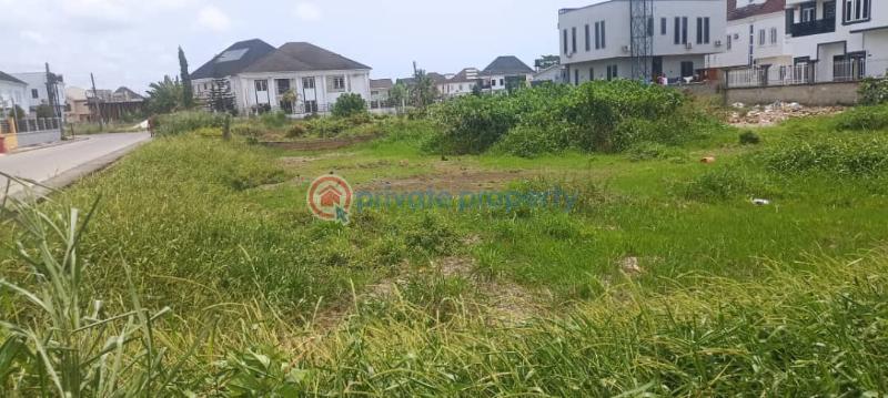 For sale: Residential Land At Pearl Garden Estate Behind Shop Rite Monastery Road Sangotedo Ajah Lagos (PID: 6PBMRA)