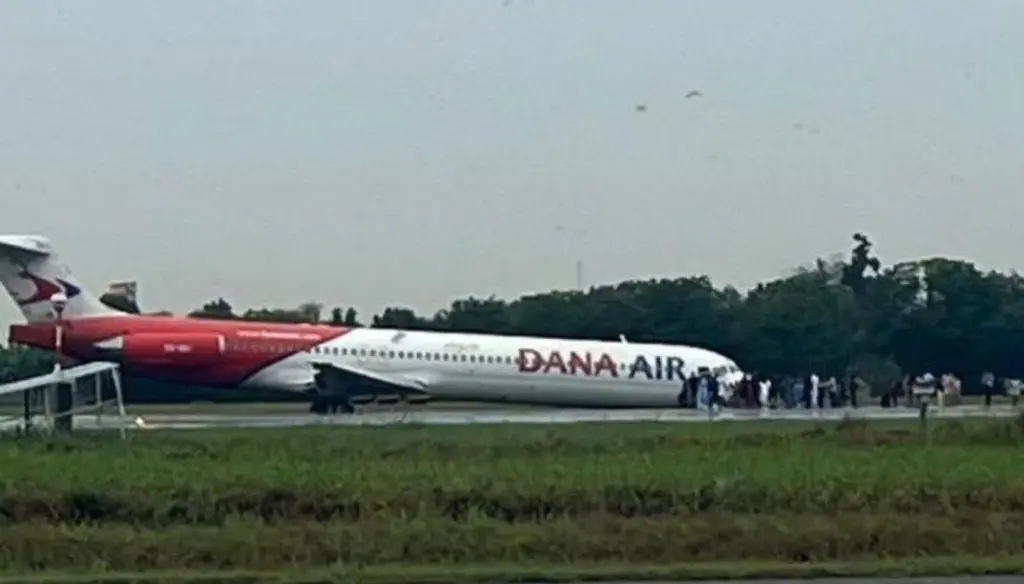 Dana Air plane crash-lands in Lagos