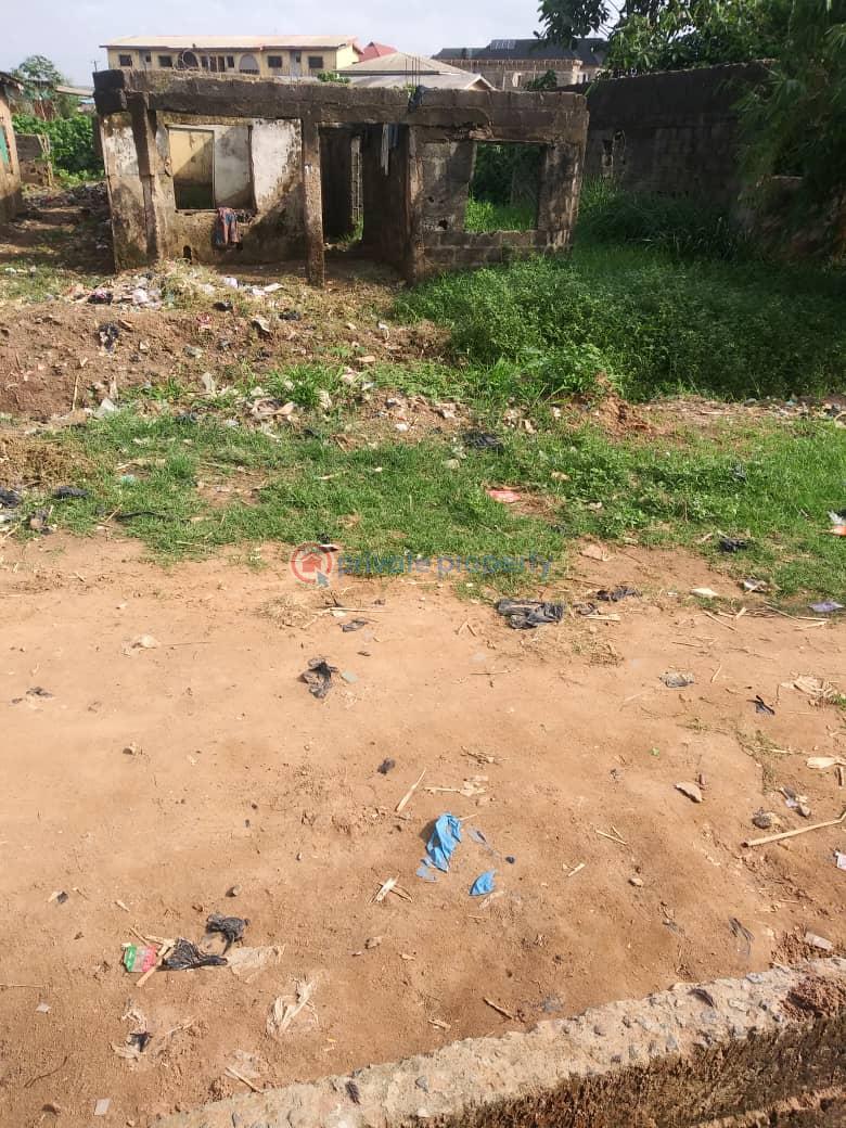 For sale: Residential Land At Alimosho Lagos (PID: 3PBMPB)