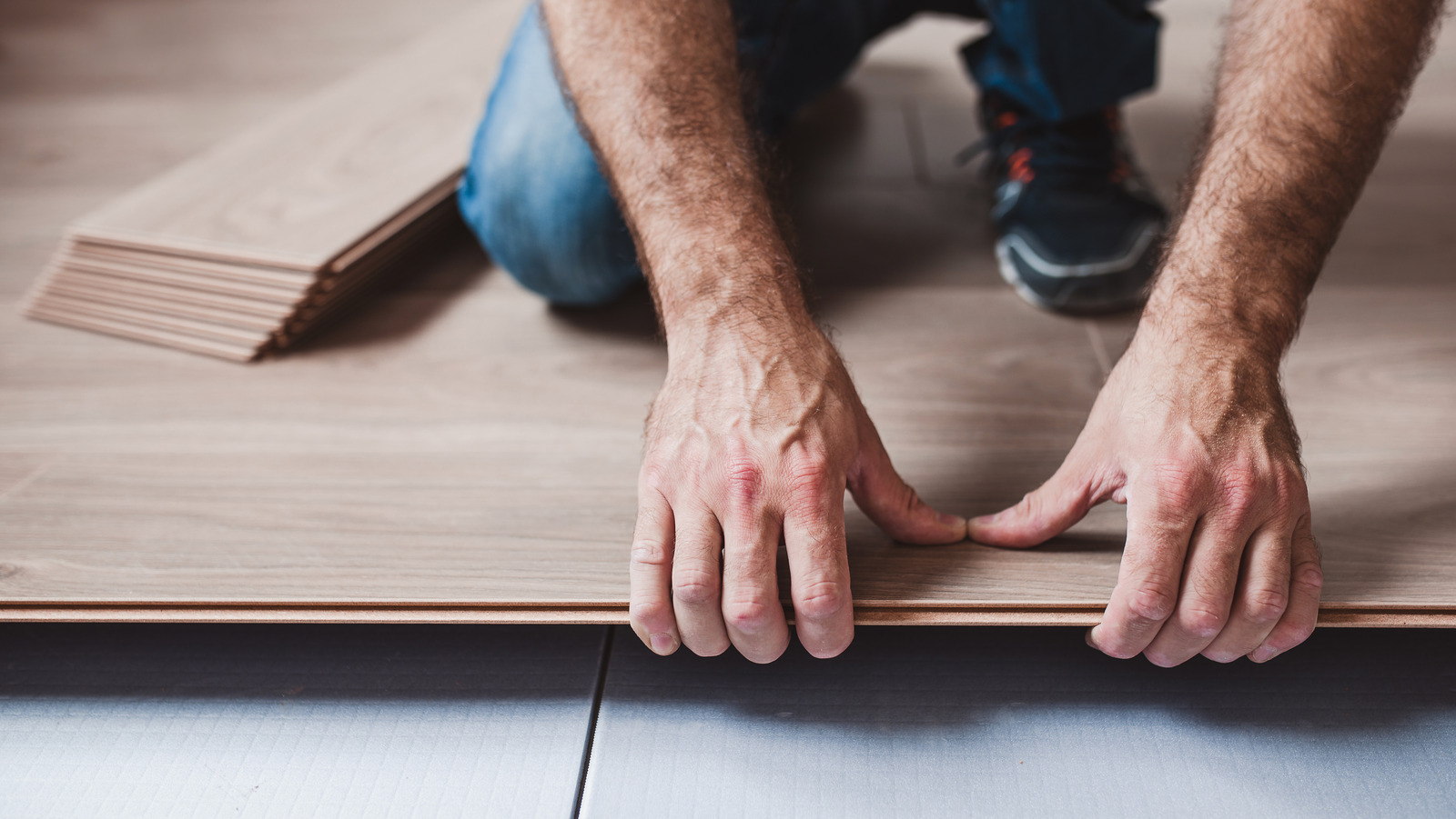 5 Makita Saws To Make Quick Cuts In Flooring Materials