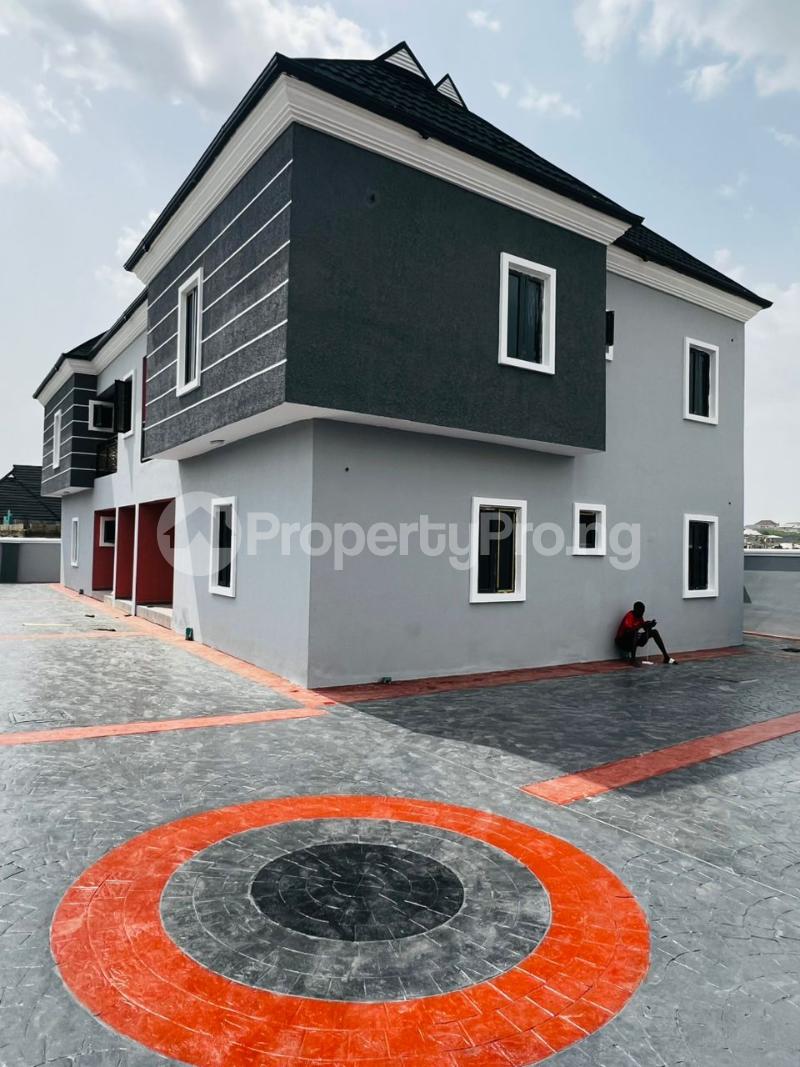 For Rent: 2 Bedroom House in Akala Express Ibadan Oyo State