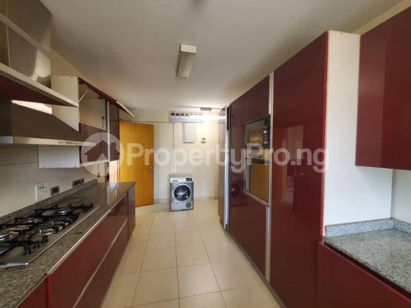 For Rent : 3 Bedroom Flat / Apartment in Old Ikoyi Ikoyi Lagos