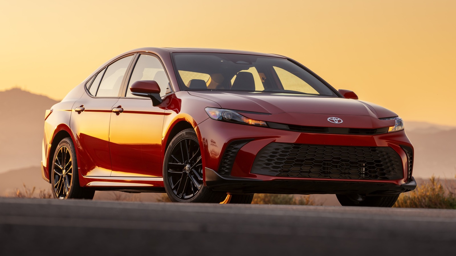 Why Your Next Toyota Hybrid Should Be A Camry, Not A Prius