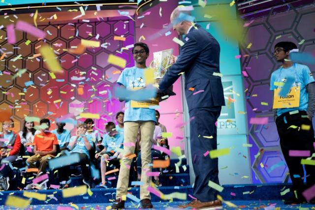 12-year-old Wins ,000 US Spelling Bee Prize 