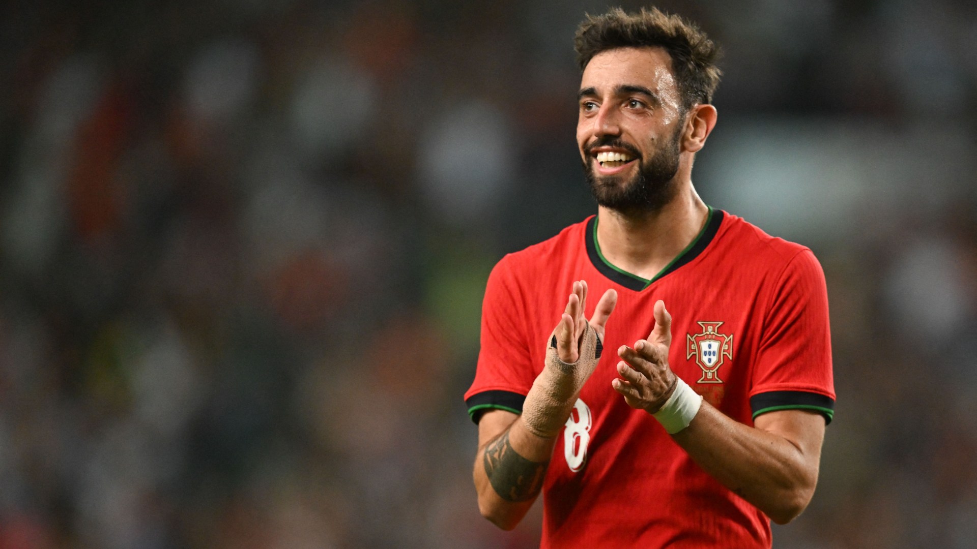 Bruno Fernandes scores stunning goal for Portugal amid uncertain Manchester United future