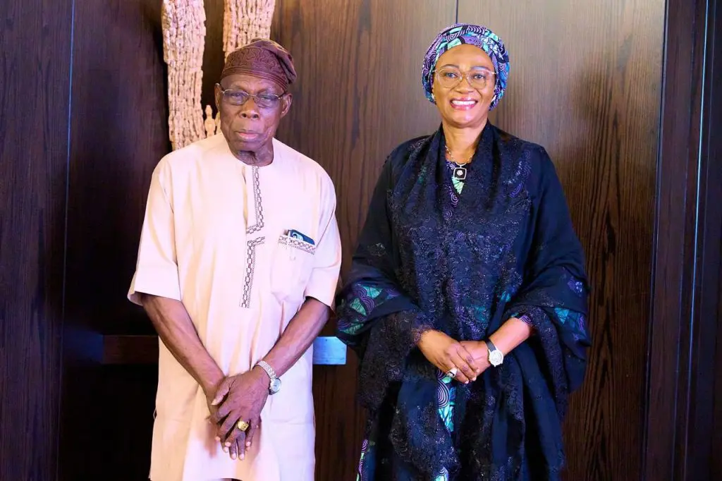 Obasanjo Visits Nigeria’s First Lady 48 Hours After Wearing ‘Tinubu cap’