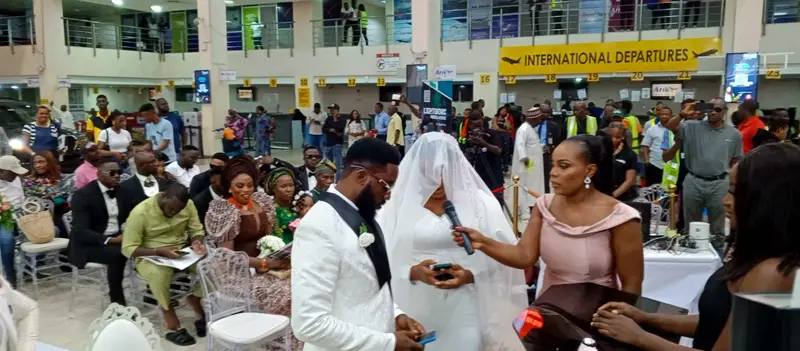 Shock As Couple Takes Wedding Vows At Lagos Airport