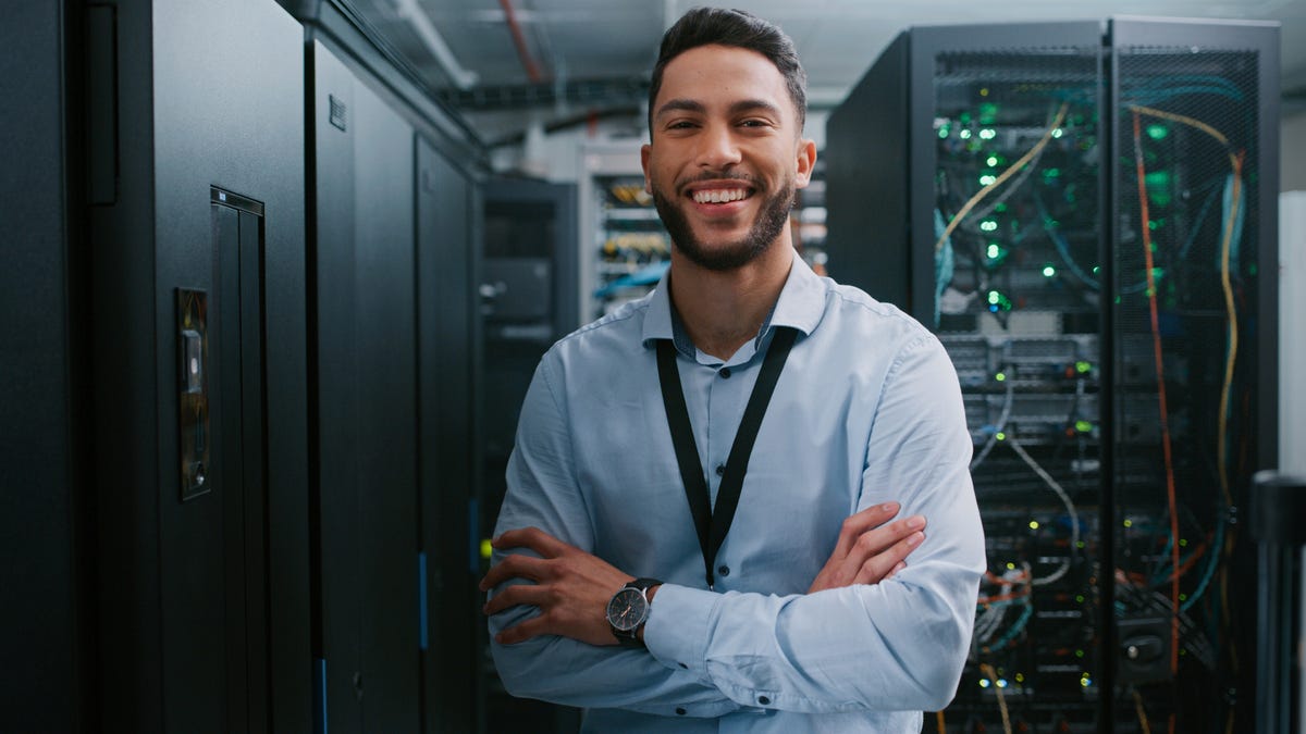 Want To Be An IT Pro? Here Are 4 Ways To Look Like A Great Job Candidate