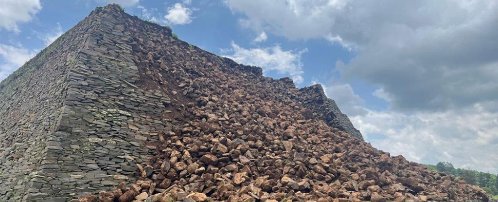 Ancient Pyramid in Mexico Collapses Into Pile of Rubble