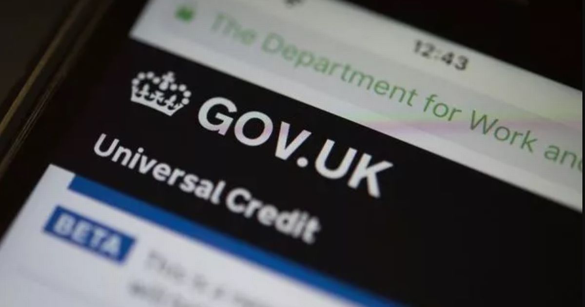 PIP and ESA claimants told to ‘act now’ or risk benefits being stopped before Christmas