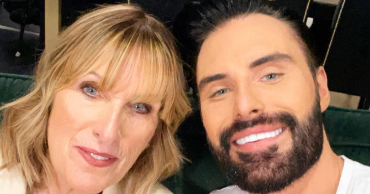 Rylan Clark and mum Linda’s awkward mix-up at Marbella restaurant