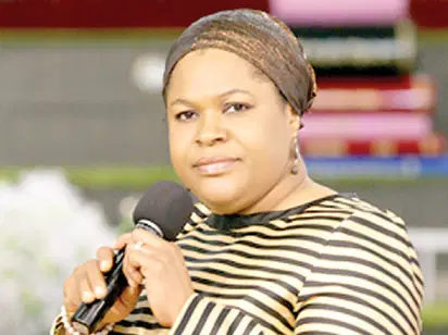 TB Joshua’s Widow, Others Struggle To Keep Massive crowds Of Late Founders’ Mega Churches 