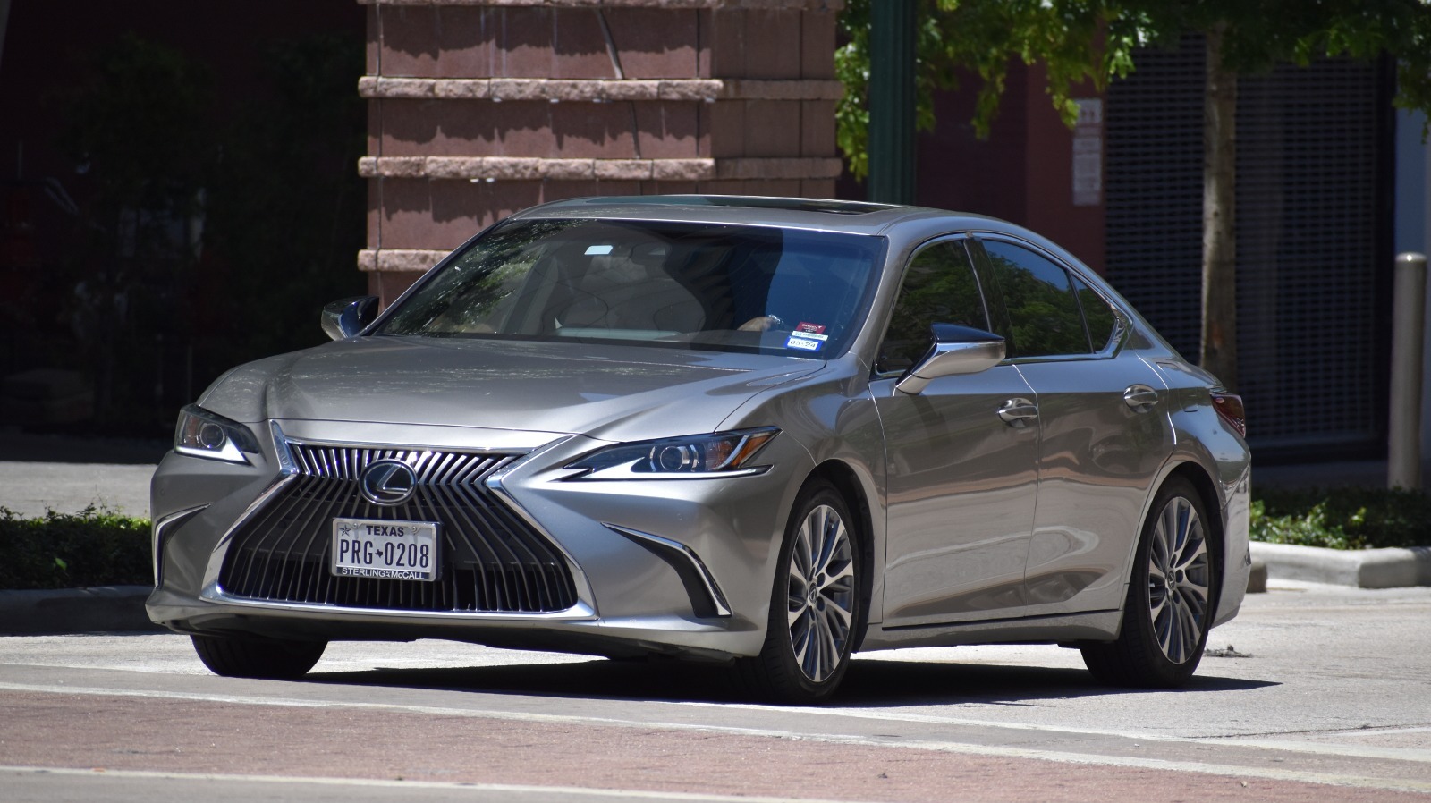 8 Used Lexus Models You Should Steer Clear Of At All Costs