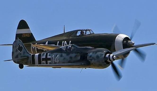 Size Difference Between The German FW-190 and American P-47 [Photo]