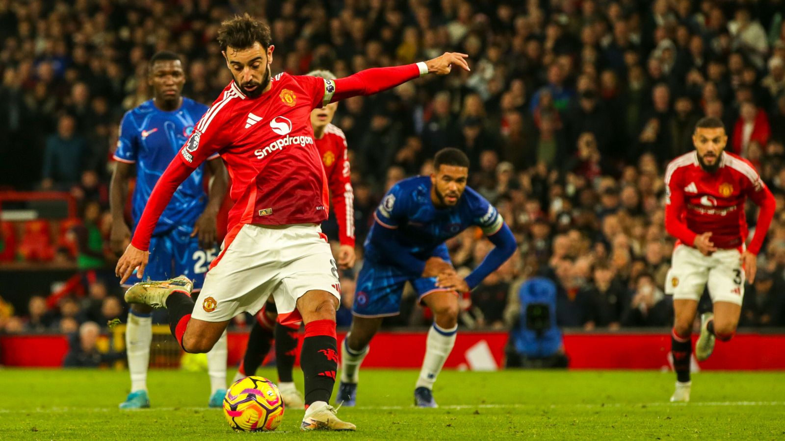 EPL: Man Utd, Chelsea play out drab 1-1 draw