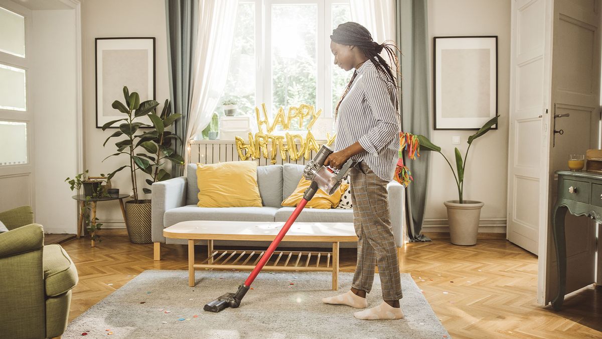 What To Do If Your Vacuum Cleaner Smells Like Burning