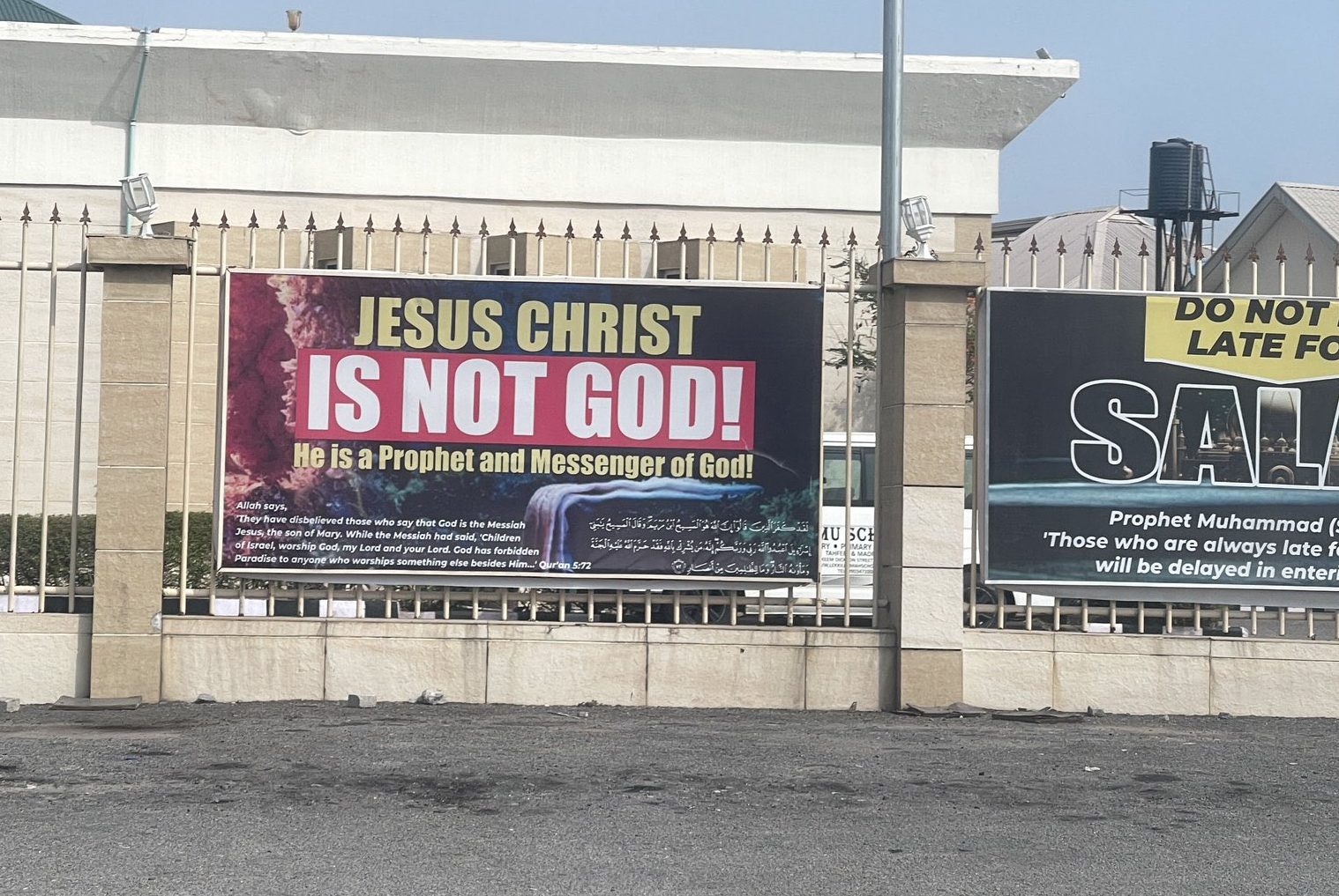 Controversial ‘Jesus Is Not God’ Banner Removed From Lekki Mosque Following Backlash 