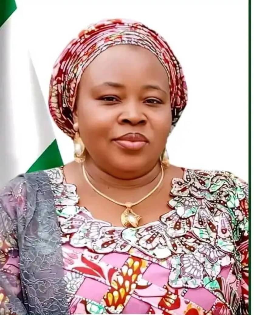 Kogi gov’s wife gives pregnant women, nursing mothers palliatives