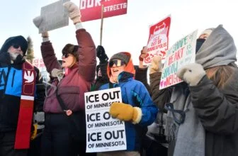 Anti-ICE protests erupt nationwide as Bruce Springsteen performs at fundraiser for Renee Good and Alex Pretti in Minneapolis: Live
