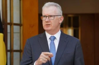 Australia cancels visa of Israeli influencer accused of ‘spreading hatred’ | Islamophobia News