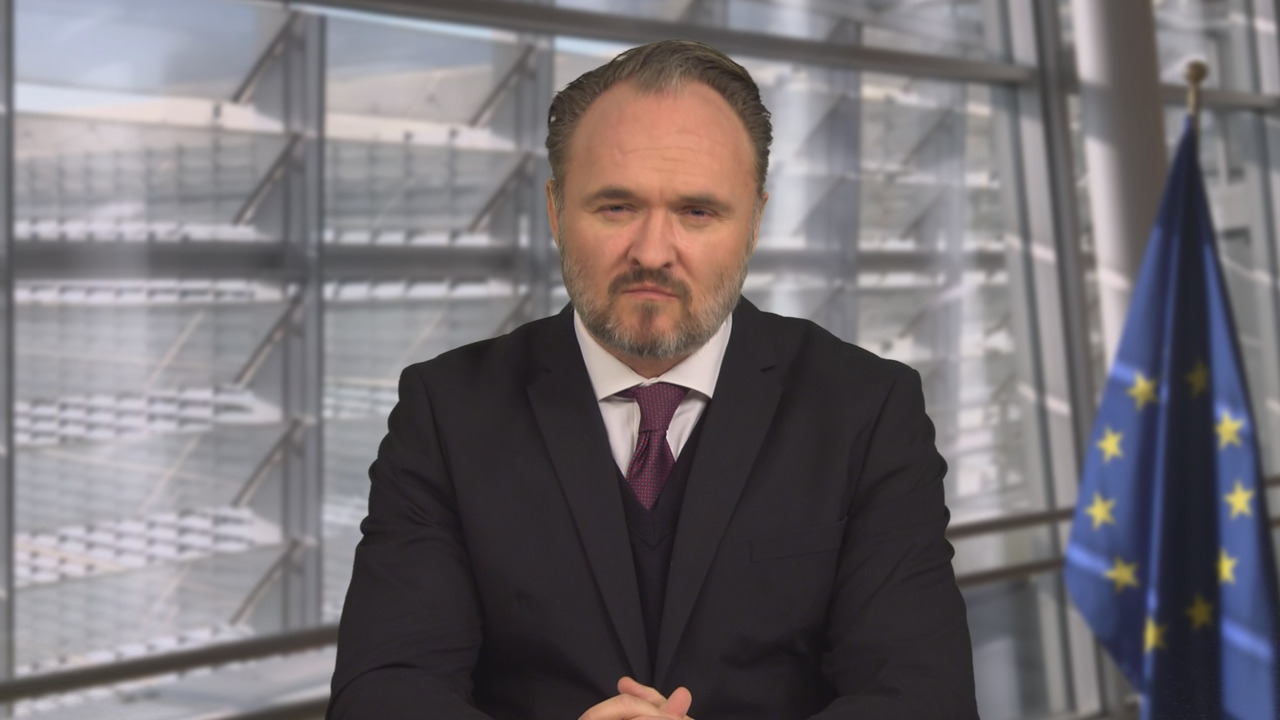 Europe needs 'a huge wake-up call' on the housing crisis, EU commissioner says - Talking Europe 1 Europe needs 'a huge wake-up call' on the housing crisis, EU commissioner says - Talking Europe