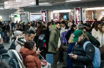 High-speed train derailment kills at least 39 in Spain, police say