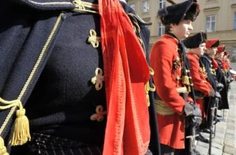 How the word 'cravat' came from the battlefields of 17th century Europe : NPR