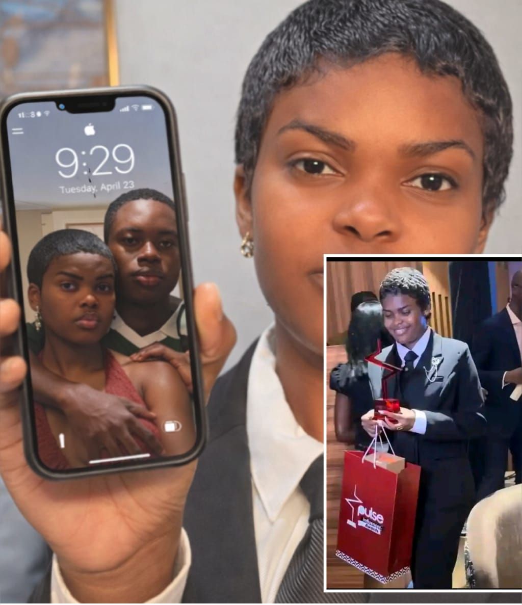 Jarvis posted a wallpaper of herself and Peller last night after she won the Tik