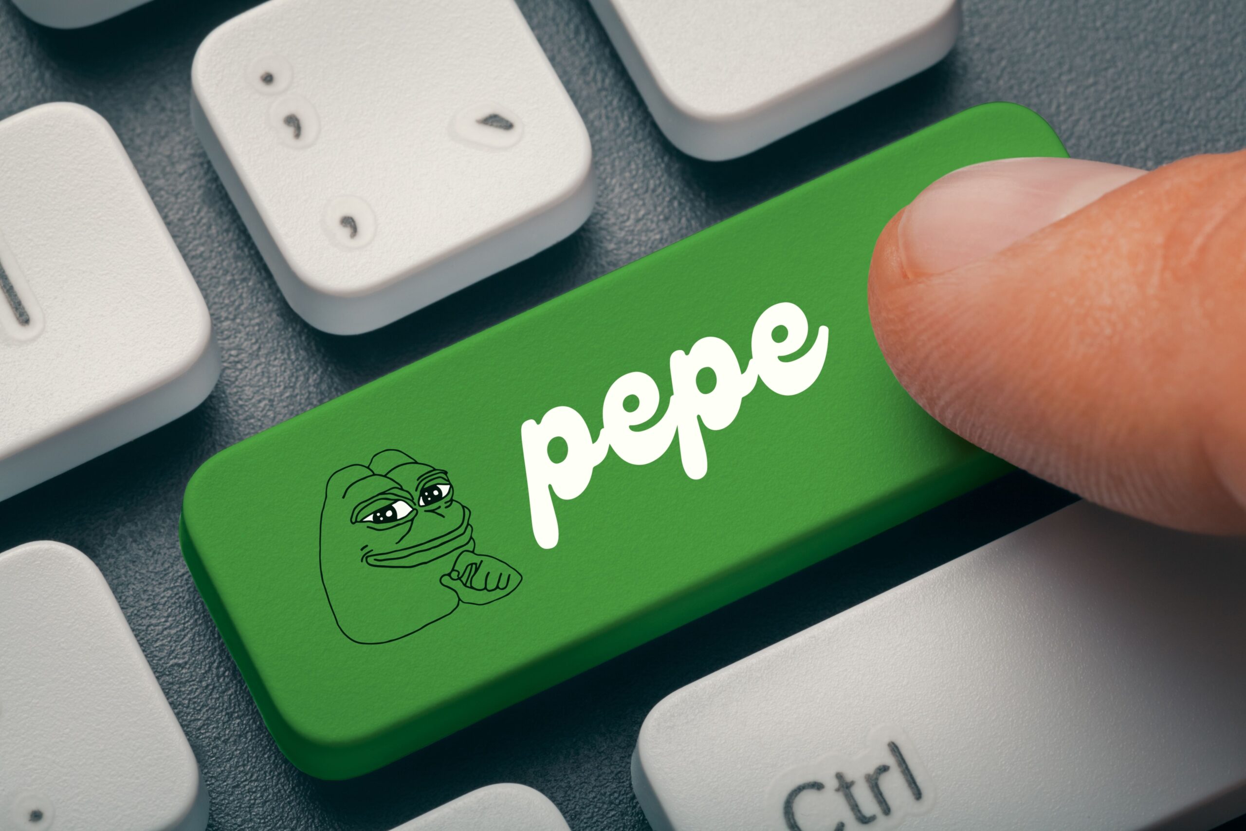 PEPE Coin Surges as Technical Indicators Signal Potential Breakout
