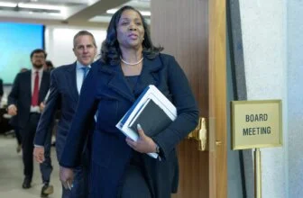 US Supreme Court appears reluctant to let Trump fire Fed’s Lisa Cook | Business and Economy News