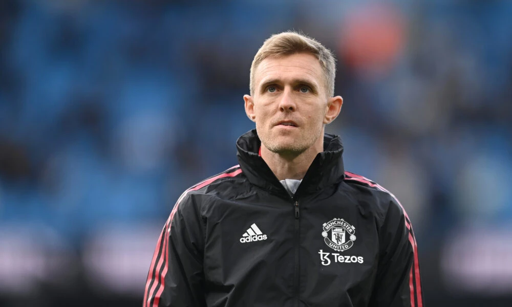 Fletcher makes one change to 4-2-3-1, Fernandes in & Yoro out