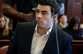 Luigi Mangione's lawyers seek to block death penalty in pivotal NYC federal court hearing