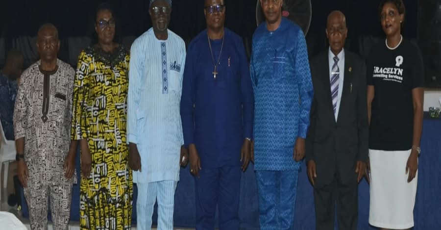 𝐂𝐚𝐧𝐜𝐞𝐫 𝐬𝐮𝐫𝐯𝐢𝐯𝐨𝐫 𝐜𝐡𝐚𝐦𝐩𝐢𝐨𝐧𝐬 𝐚𝐰𝐚𝐫𝐞𝐧𝐞𝐬𝐬, 𝐨𝐟𝐟𝐞𝐫𝐬 𝐟𝐫𝐞𝐞 𝐦𝐞𝐝𝐢𝐜𝐚𝐥 𝐨𝐮𝐭𝐫𝐞𝐚𝐜𝐡