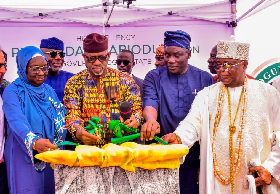 Abiodun commissions Lantoro–Oke-Yidi Road, rolls out new infrastructure plan in Ogun Central 1 Abiodun commissions Lantoro–Oke-Yidi Road, rolls out new infrastructure plan in Ogun Central