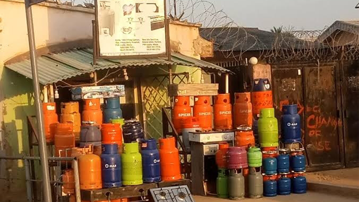 Cooking gas shop