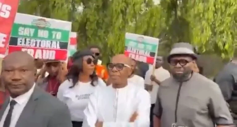 Breaking: Amaechi joins Abuja protest