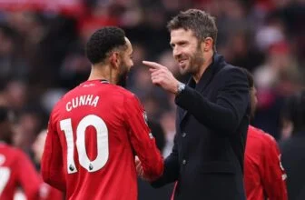 Carrick names unchanged side, Ugarte & Mazraoui on bench