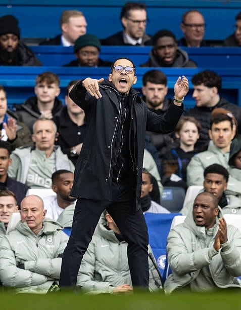 Chelsea coach vows to address set-piece problems 1 Chelsea coach vows to address set-piece problems