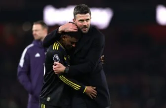 Gary Neville predicts Michael Carrick will drop Amad Diallo vs Crystal Palace despite branding him ‘really good’