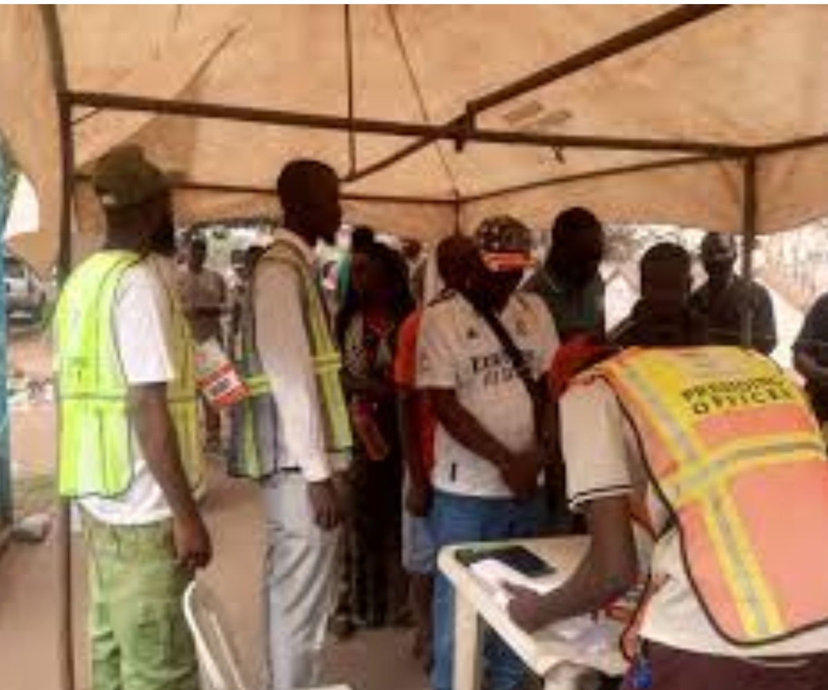 Tension as party agents clash with INEC officials at Garki ward collation center 1 Tension as party agents clash with INEC officials at Garki ward collation center