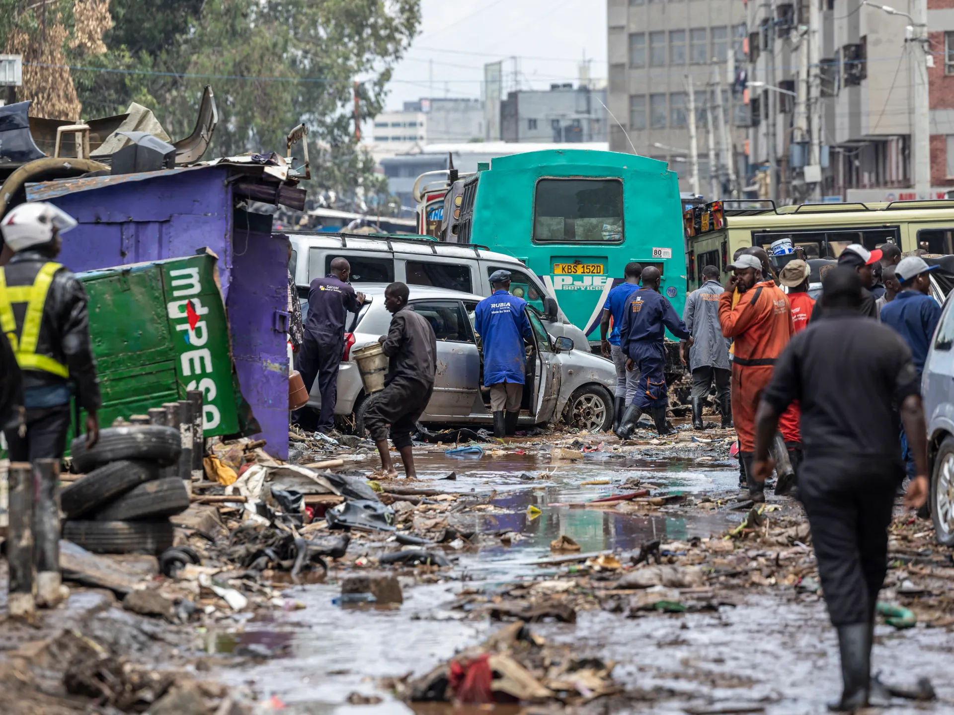 At least 42 people killed in days of floods across Kenya | Floods News