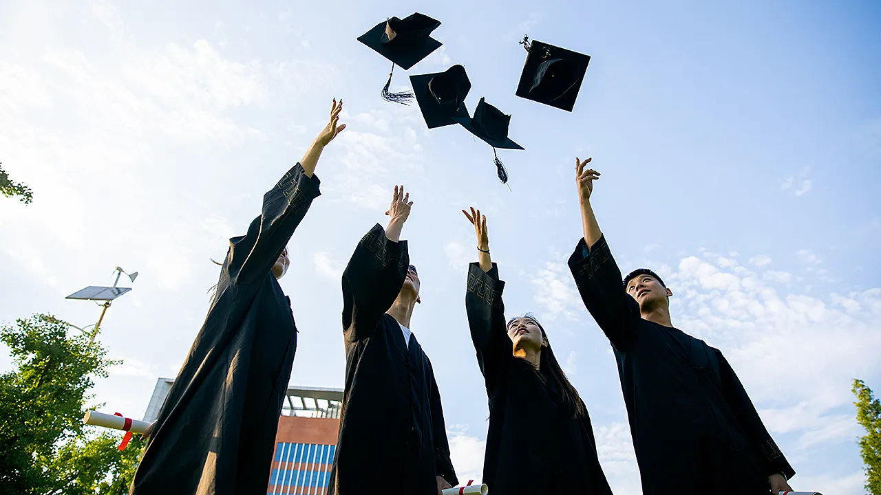 Audit alleges California district gave diplomas to Chinese students 4 Audit alleges California district gave diplomas to Chinese students