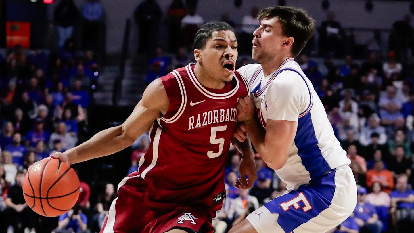 Gators Throttle Razorbacks as Calipari Suffers Biggest Loss of Career