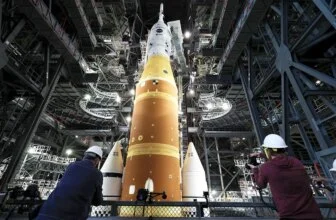 NASA targets April 1, 2026, launch date for Artemis II crewed moon mission