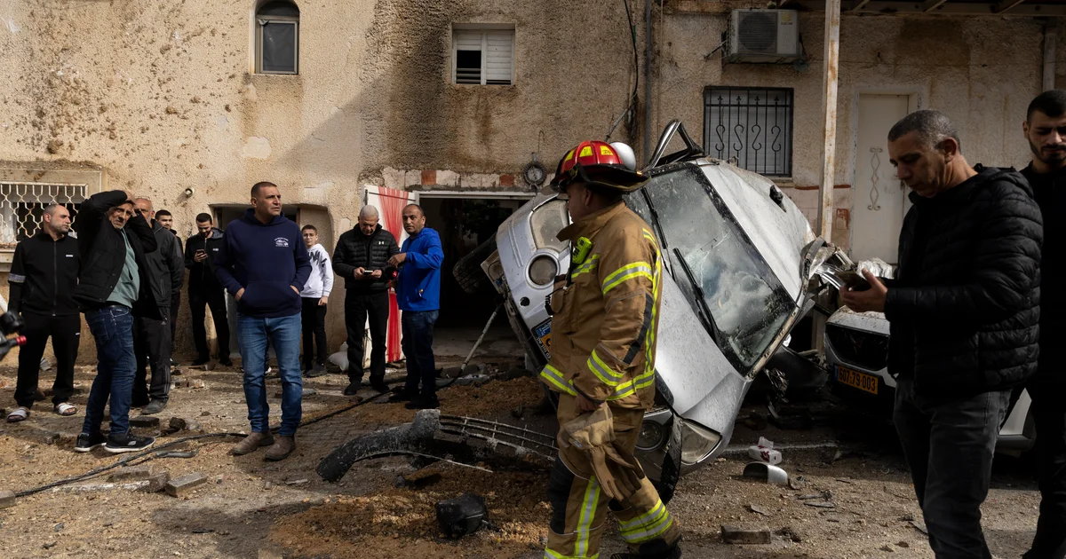 Trump extends pause on striking Iranian energy plants; Witkoff floats 15-point peace proposal