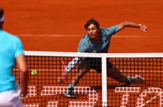 Cobolli Downs Zverev to Set Up Munich Final with Shelton